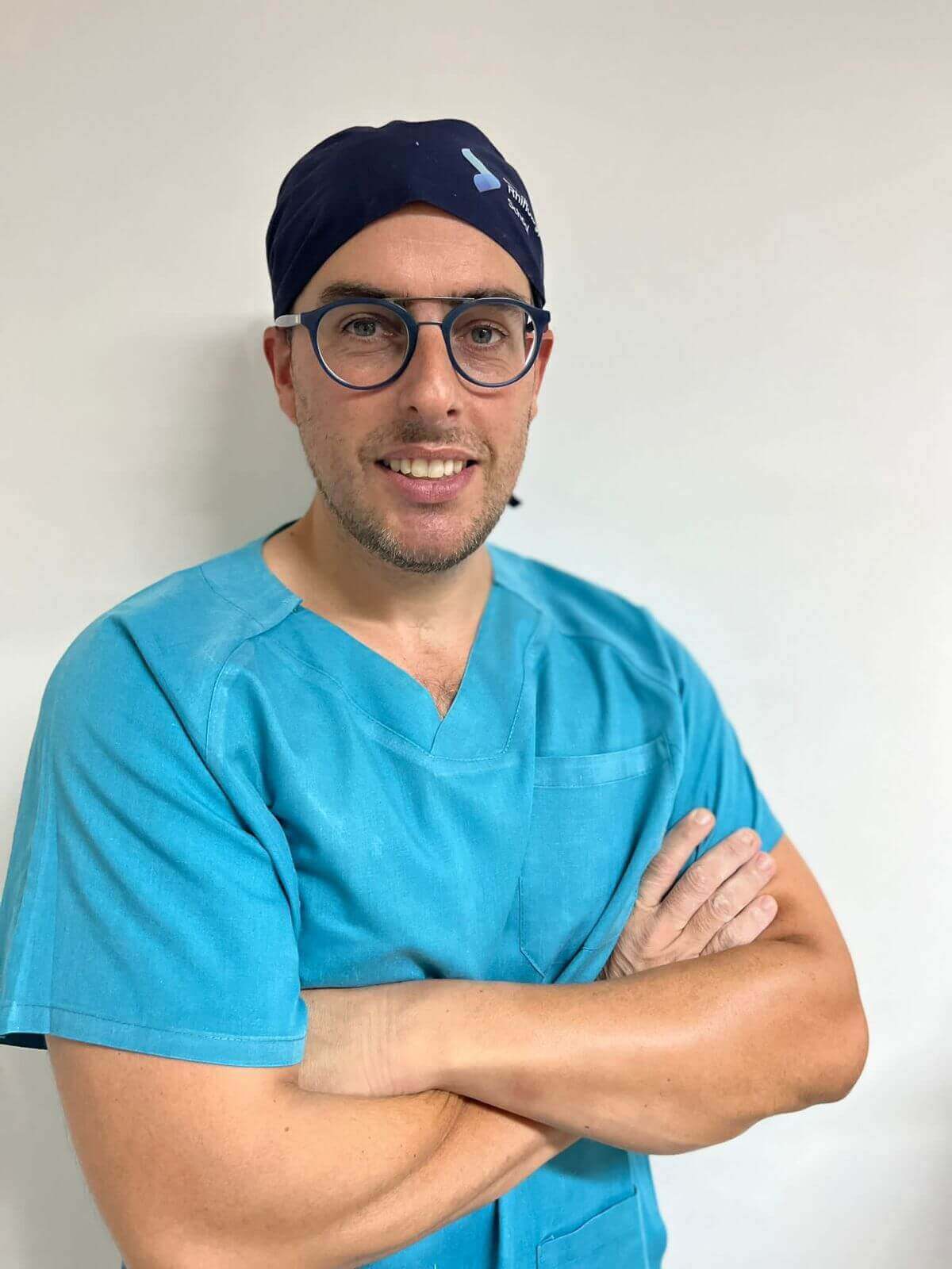 Dr. Cristóbal Langdon